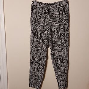 H&M Rayon tribal pant sz. 4